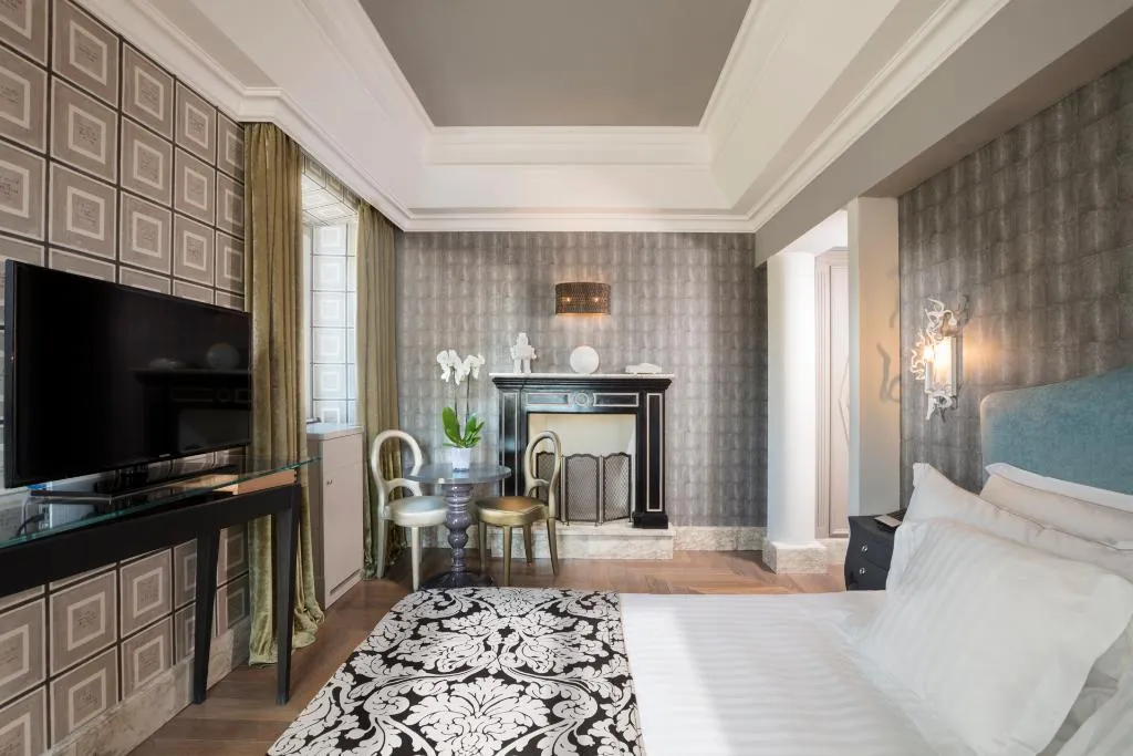 SUITE STANDARD Room, Palazzo Manfredi-Small Luxury Hotels of the World, Rome