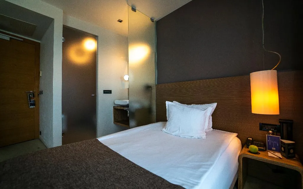 SINGLE STANDARD Room, Modus, Varna
