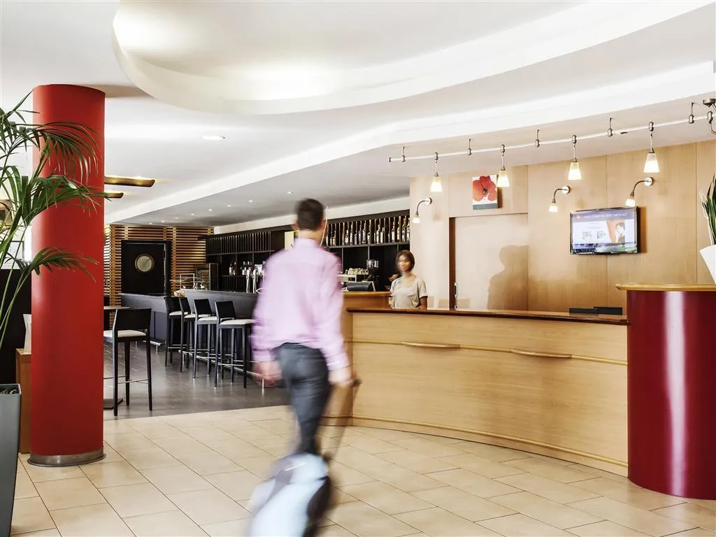 Lobby, Ibis Barcelona Molins De Rei, Barcelona