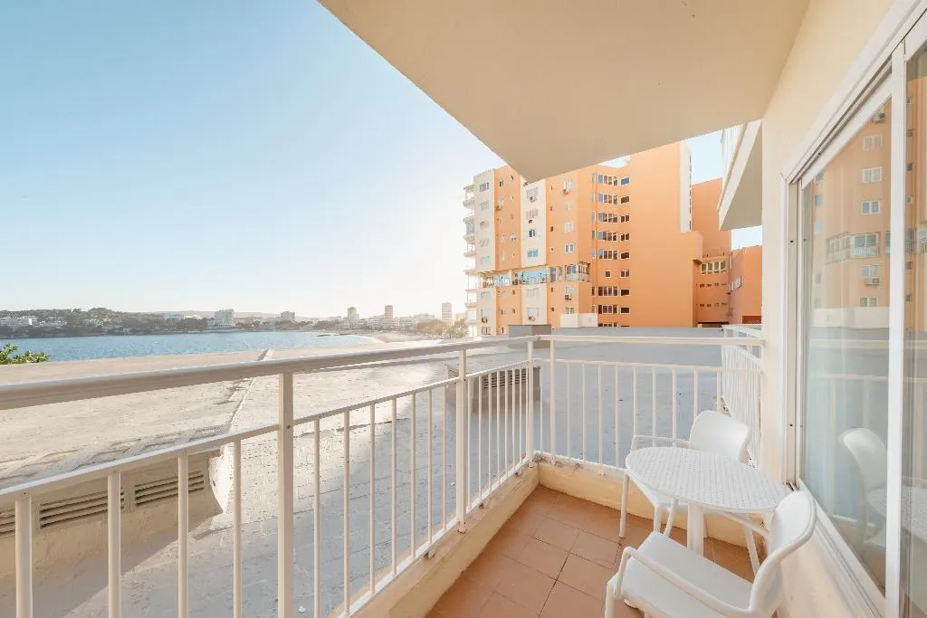 Double or Twin CAPACITY 2 Room, Bahia Principe Escape Coral Playa - Adults Only, Majorca
