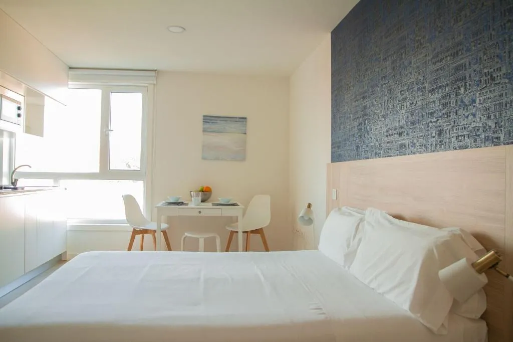 Room, Room Select Porto Suites, Porto