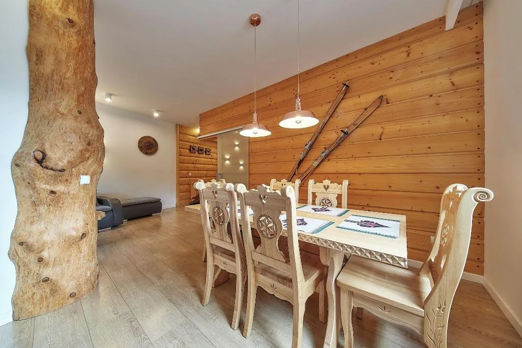 Room, ApartHotel Giewont, Krakow