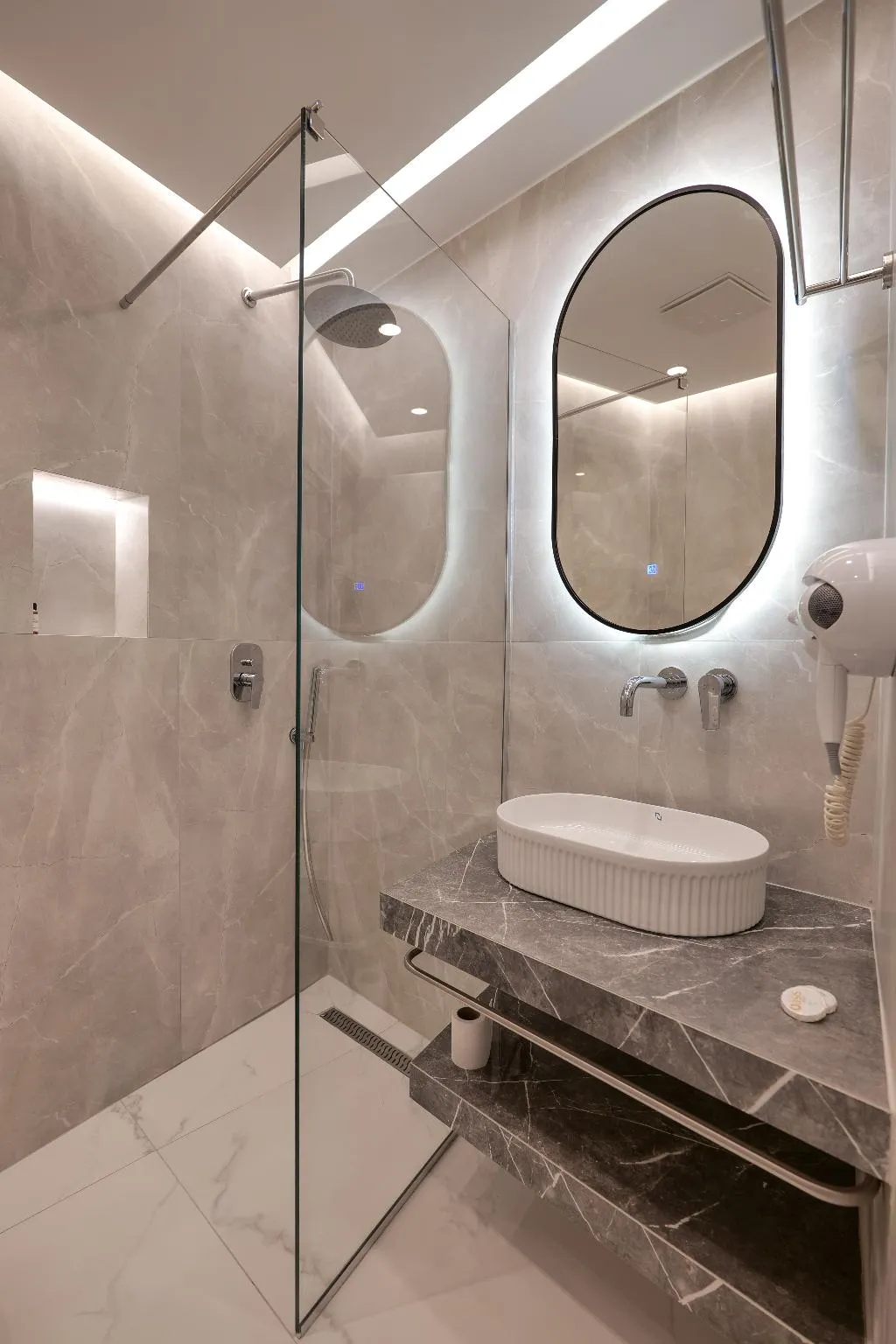 DOUBLE STANDARD Room, Hotel Oasis, Southern Albania