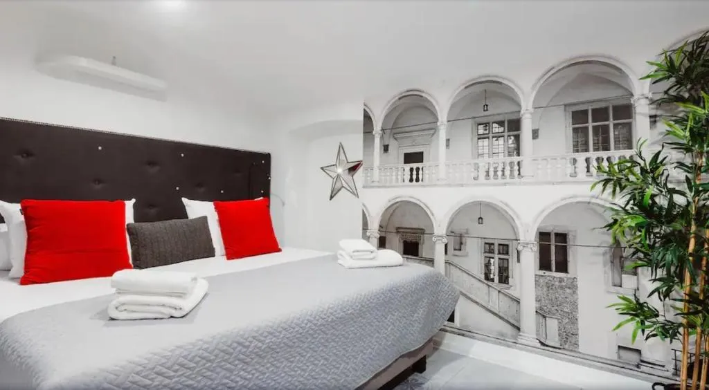 STUDIO STANDARD Room, Erasmus Student Apartments - Krakow Old Town, Krakow