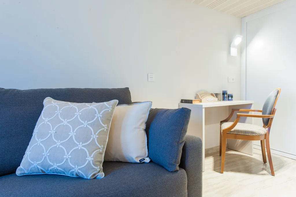 JUNIOR SUITE STANDARD Room, New Hotel Colon, Barcelona