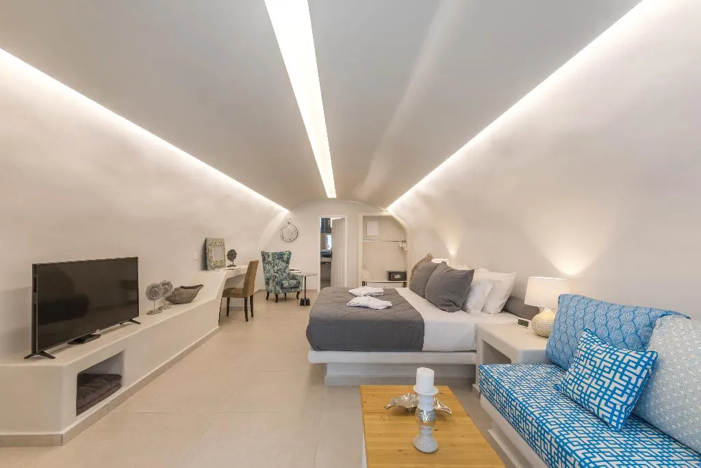 SUITE STANDARD Room, Tramonto Secret Villas, Santorini