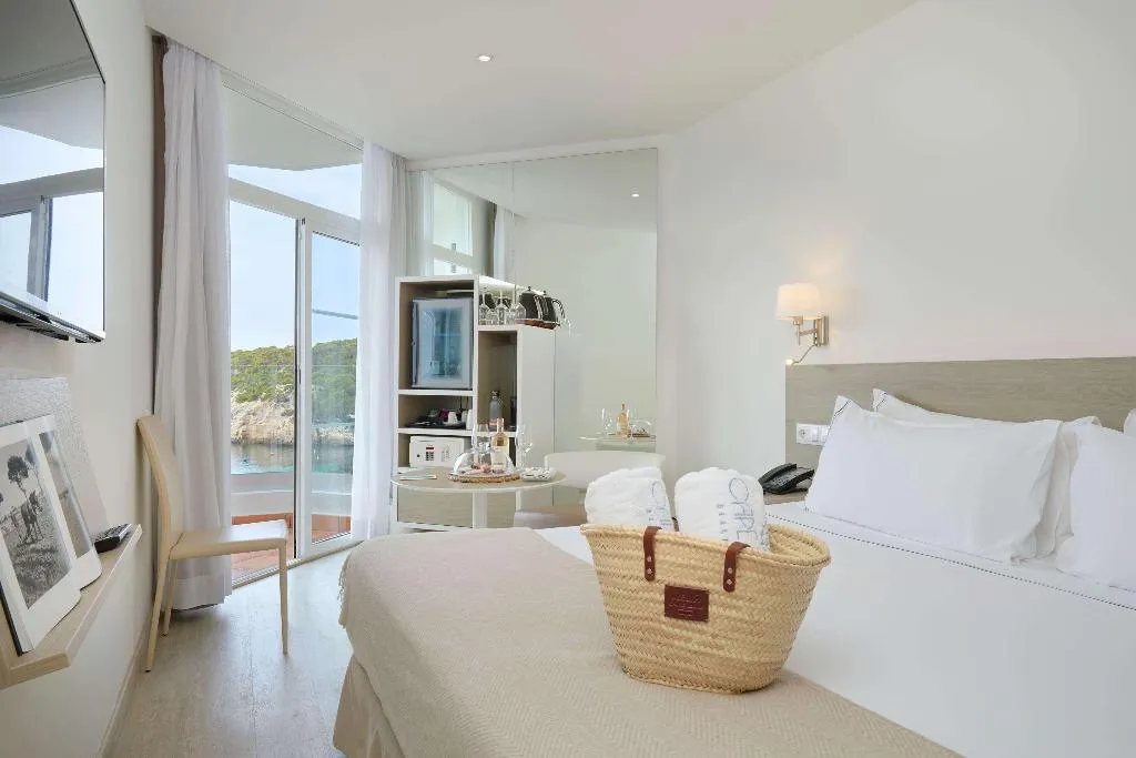 Room, Meliá Cala Galdana, Menorca