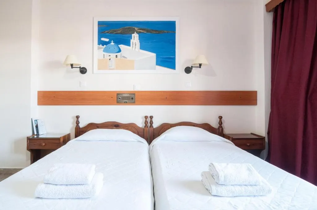 Room, Holiday Beach Resort, Santorini