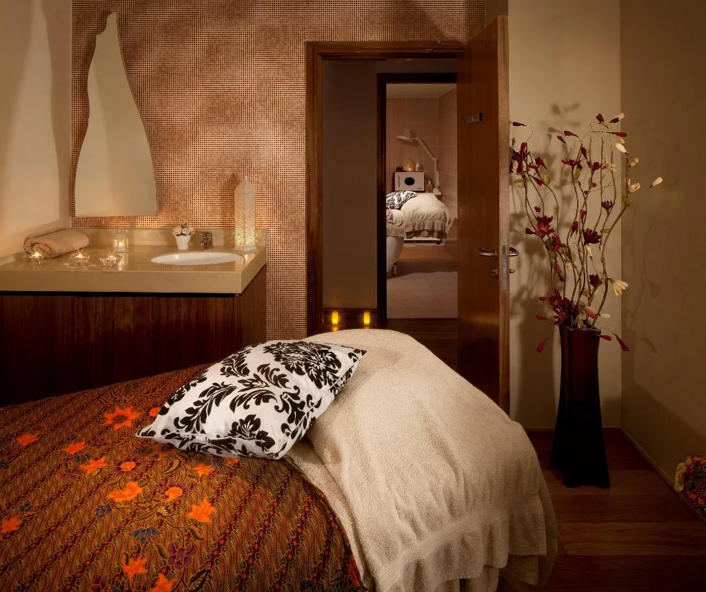 Sports and Entertainment, Radisson Blu Hotel & Spa, Cork, Cork