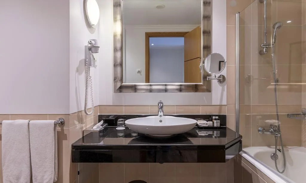 TWIN SUPERIOR SEA VIEW Room, Pestana Grand Premium Ocean Resort, Madeira