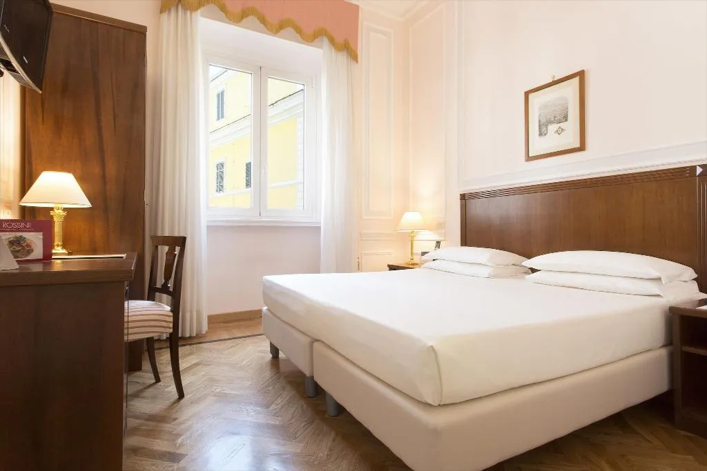 TWIN STANDARD Room, Hotel Quirinale, Rome