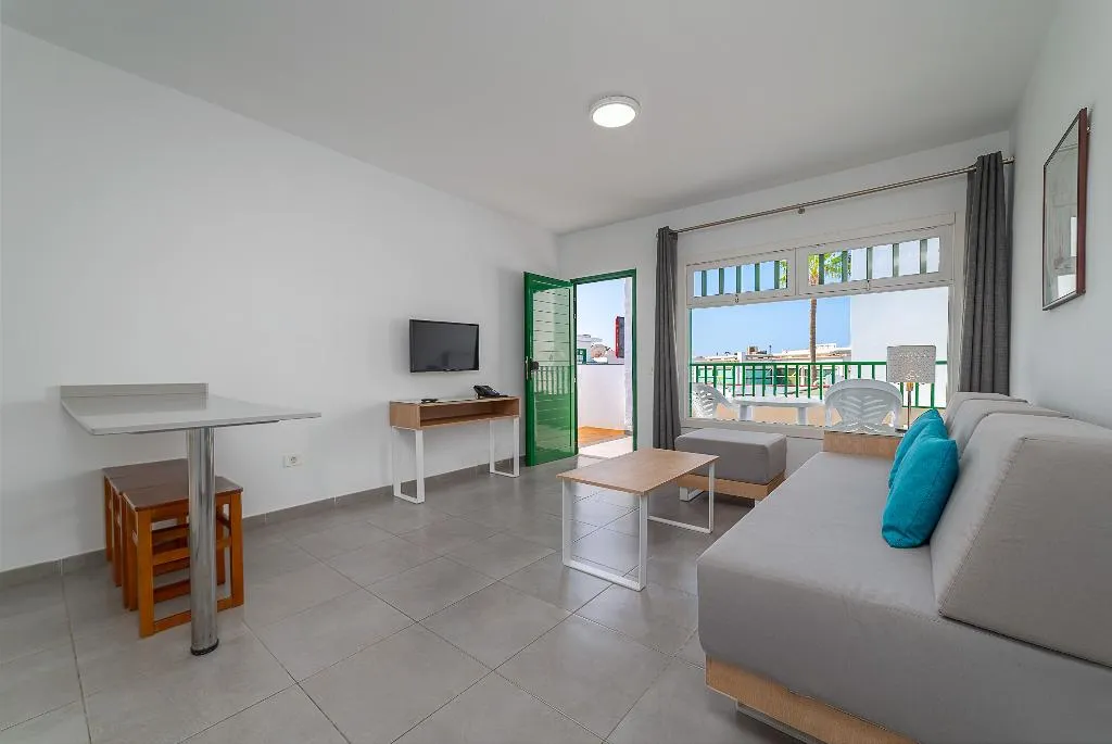 APARTMENT CAPACITY 3 ONE BEDROOM Room, Elena Apartamentos, Lanzarote