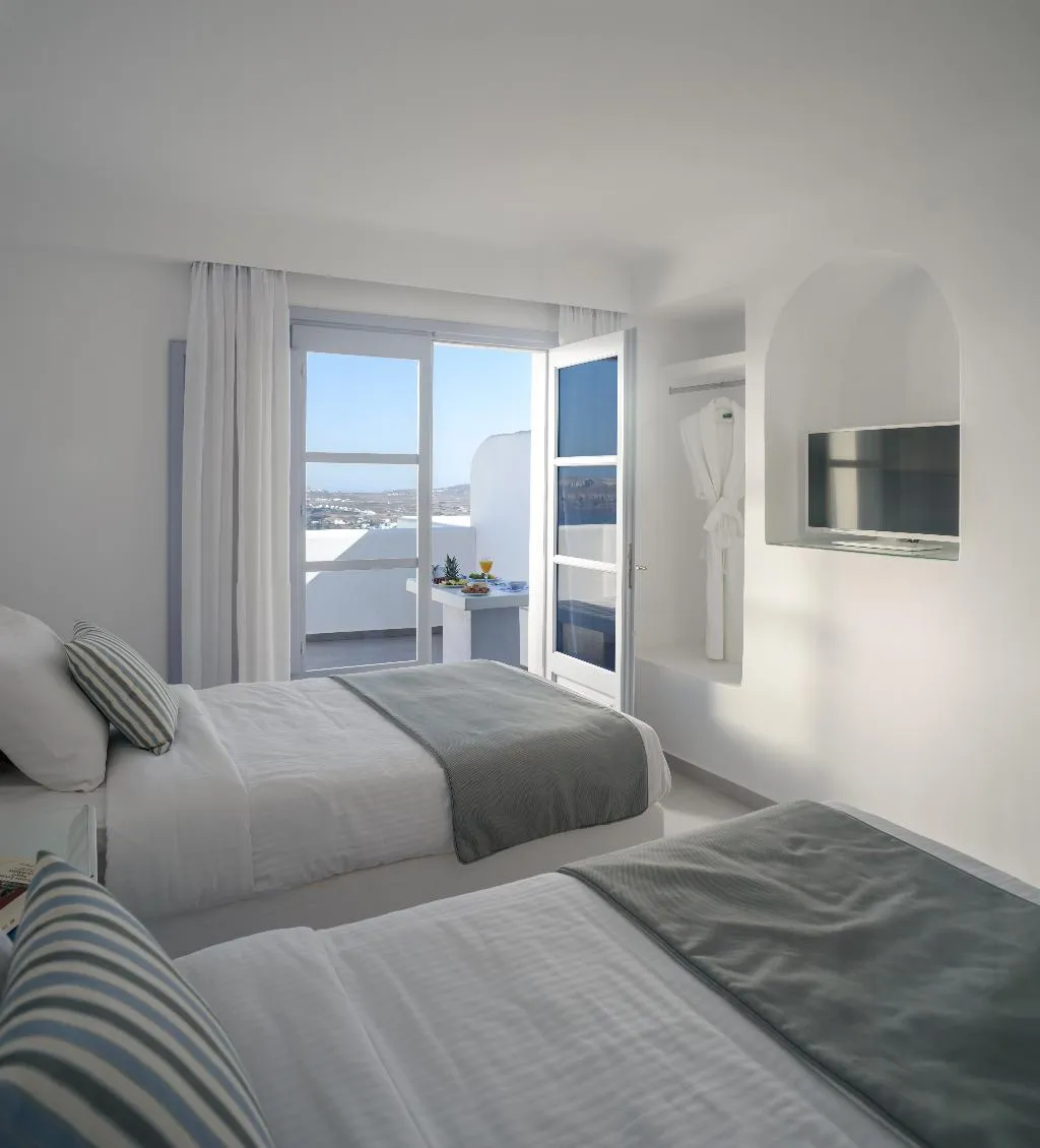 SUITE WITH PRIVATE POOL Room, Maison des Lys, Santorini