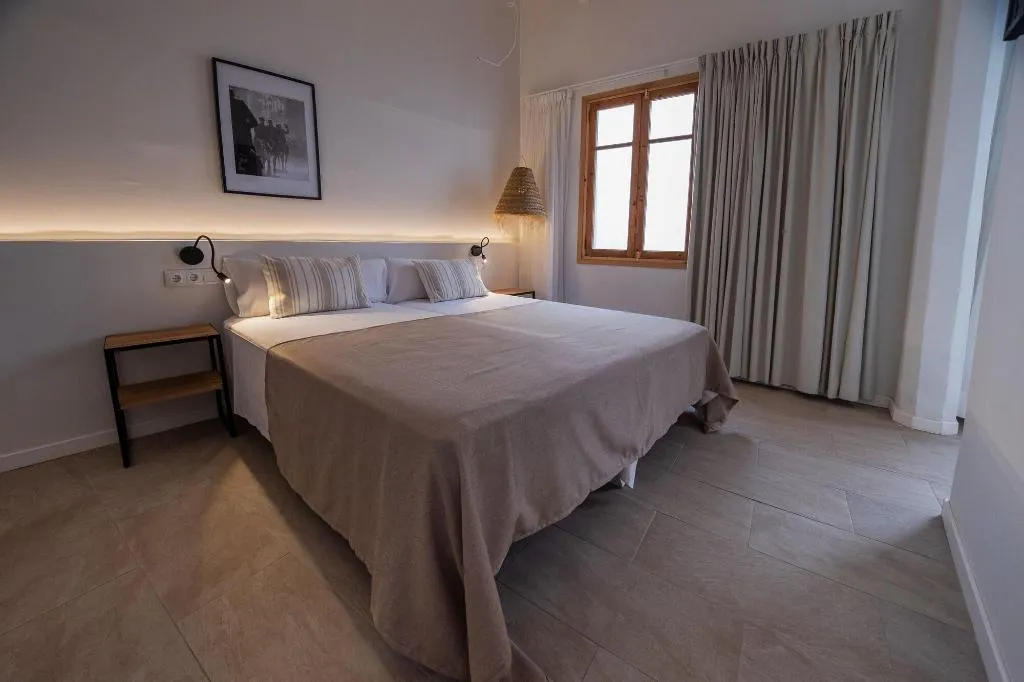 Room, Hotel Tres Tocs, Menorca