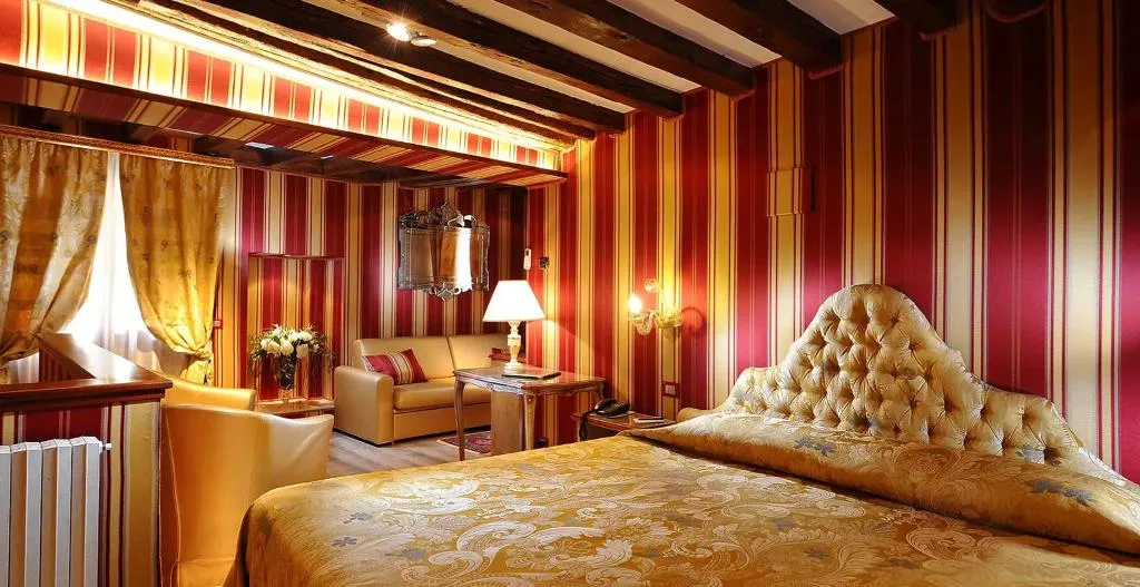 QUADRUPLE STANDARD Room, Ca' Marinella, Venice