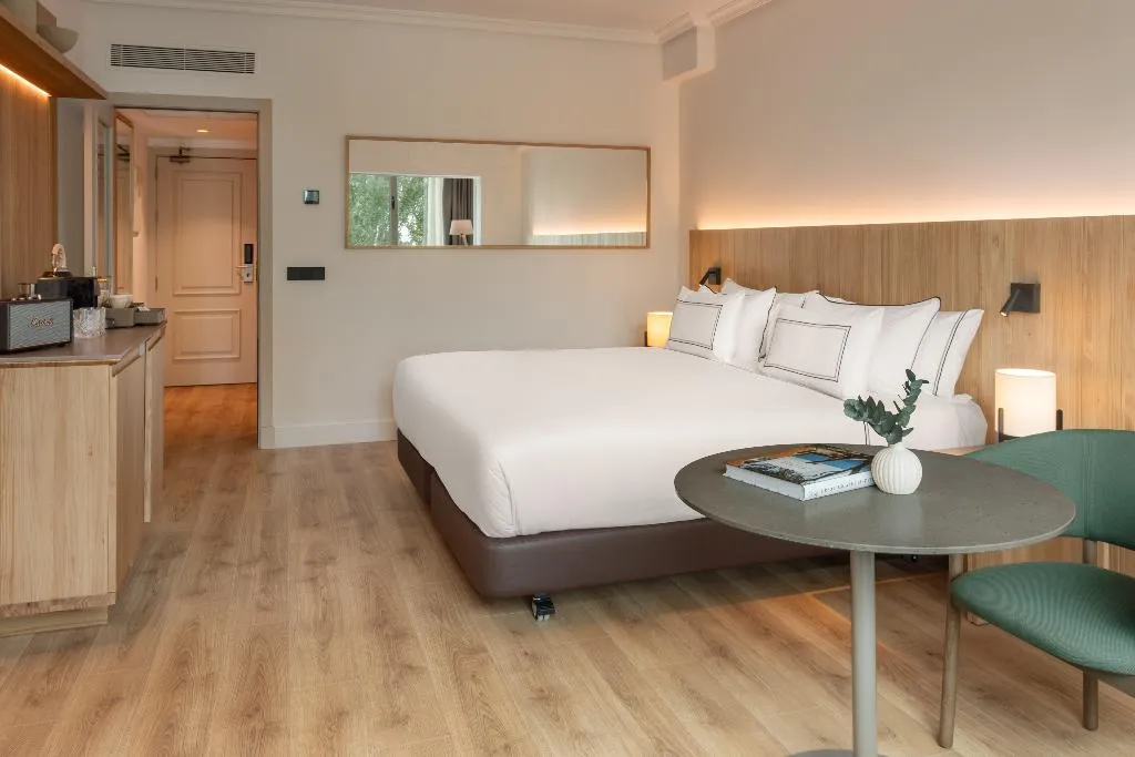 DOUBLE SUPERIOR Room, Melia Barajas, Madrid