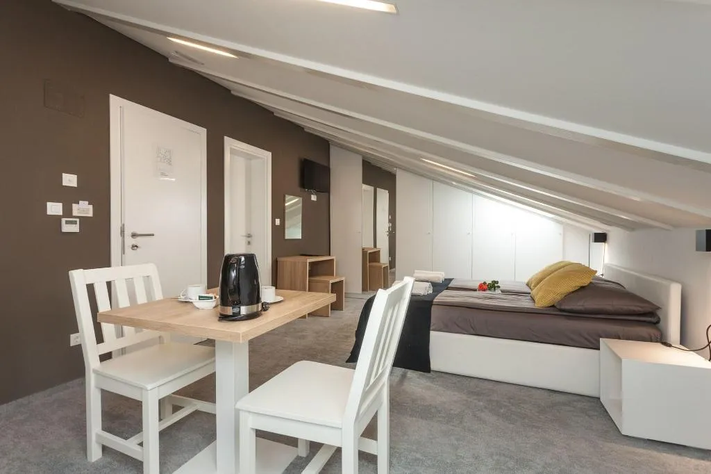 Room, Villa Castrum, Istria