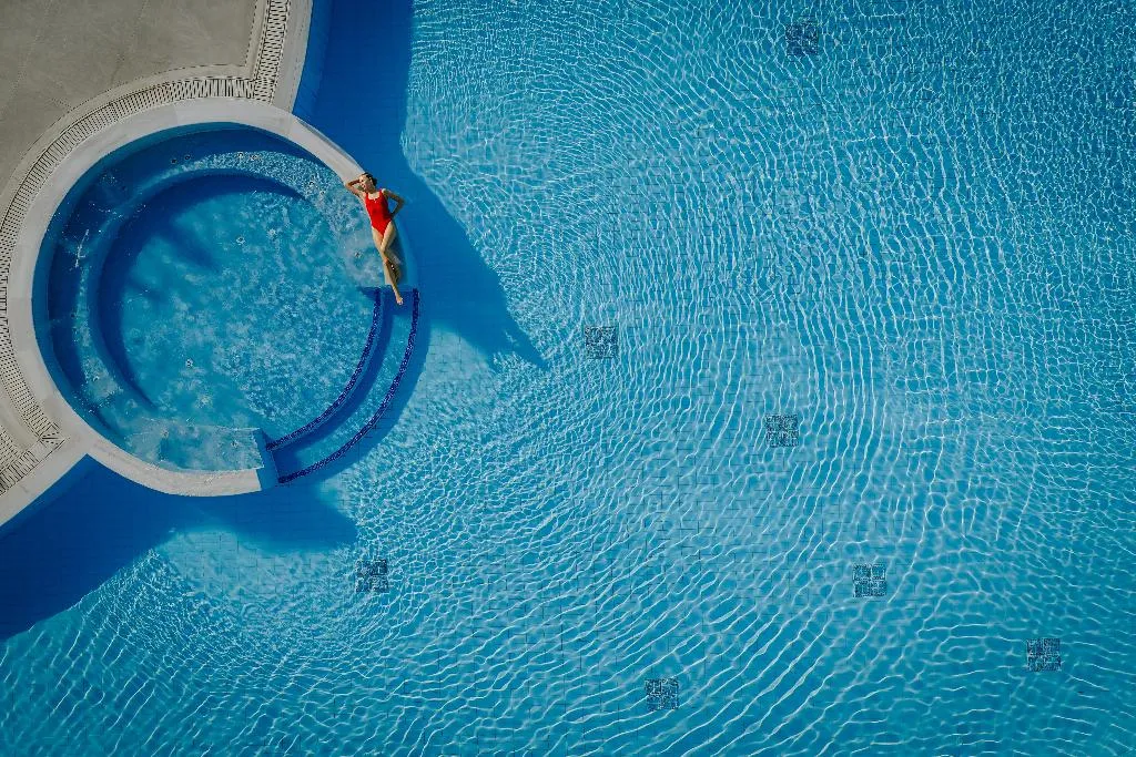 Pool, Nissiblu Beach Resort, Cyprus