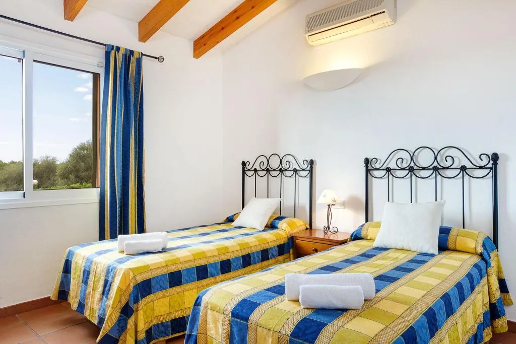 VILLA TWO BEDROOMS Room, Villas Menorca Sur, Menorca