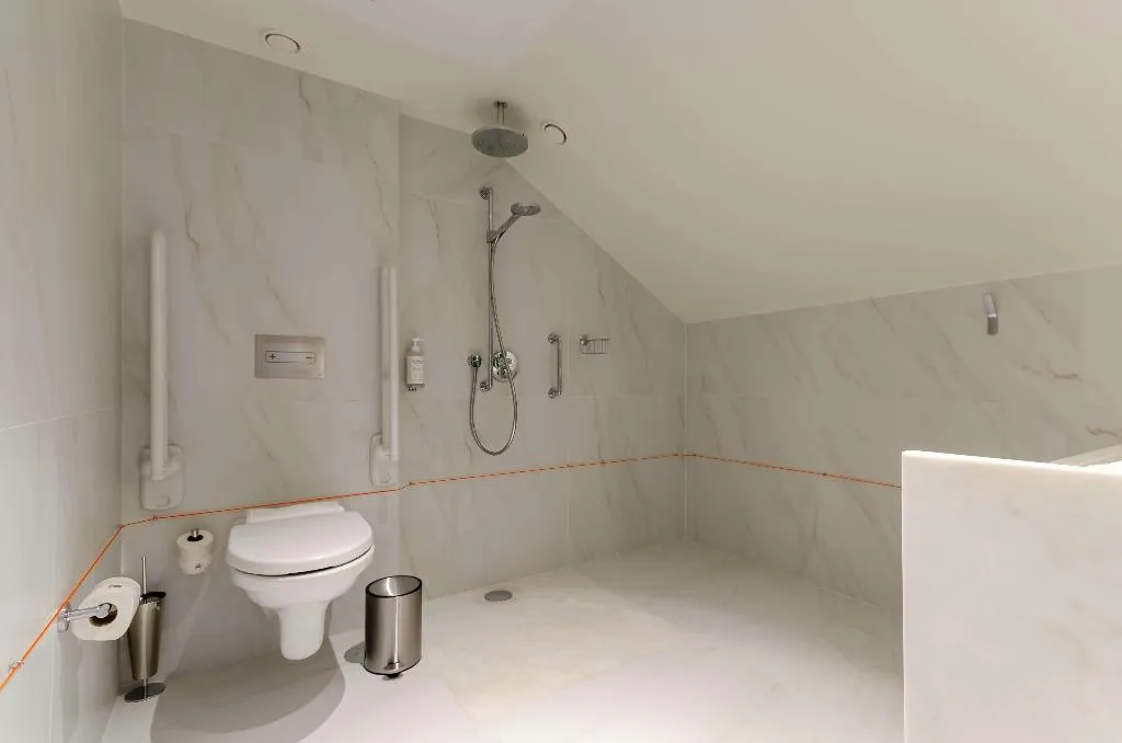 Room, The Emerald House Lisbon, Curio Collection by Hilt, Lisbon