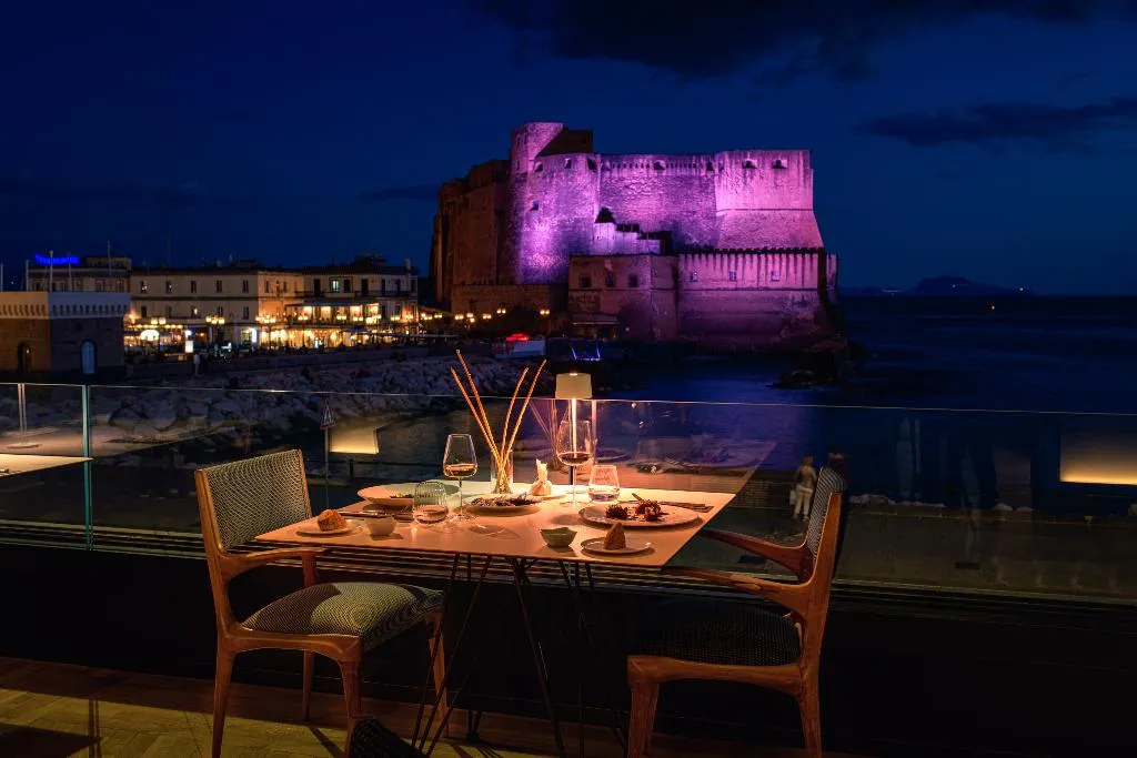 Restaurant, Royal Continental, Naples