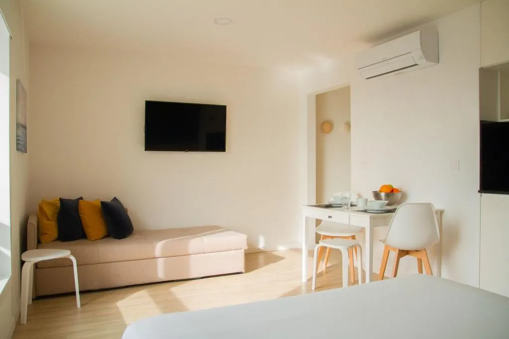 Room, Room Select Porto Suites, Porto