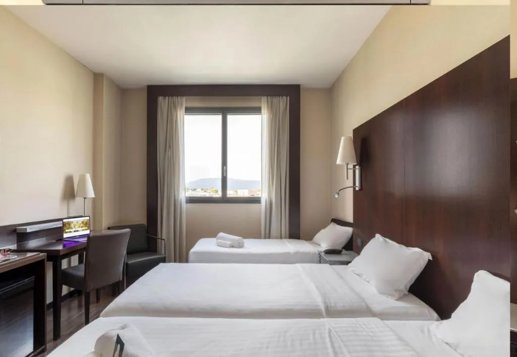 TRIPLE STANDARD Room, B&B Hotel Arezzo, Florence