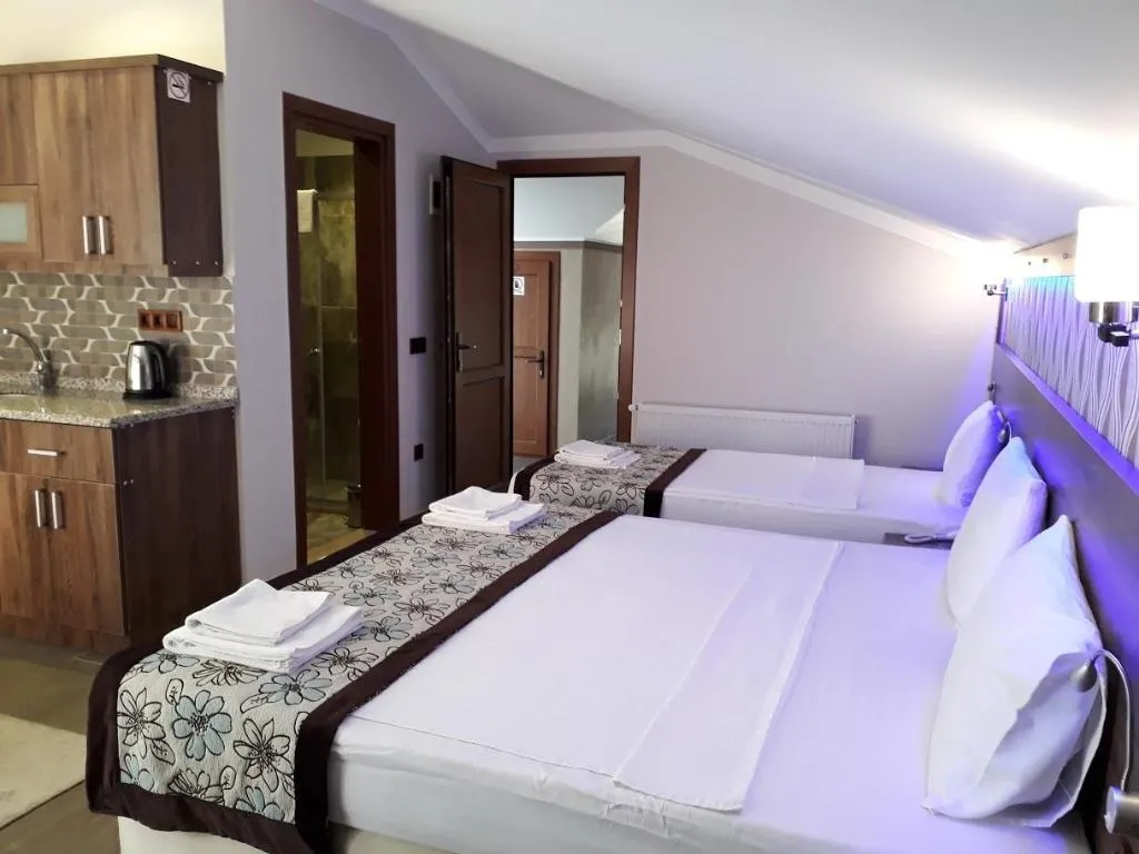 Room, Dolphin Apart, Dalaman