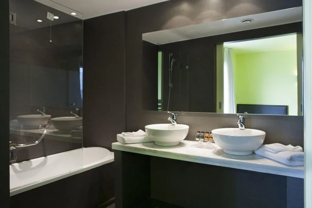 TWIN DELUXE Room, Athens Center Square, Athens