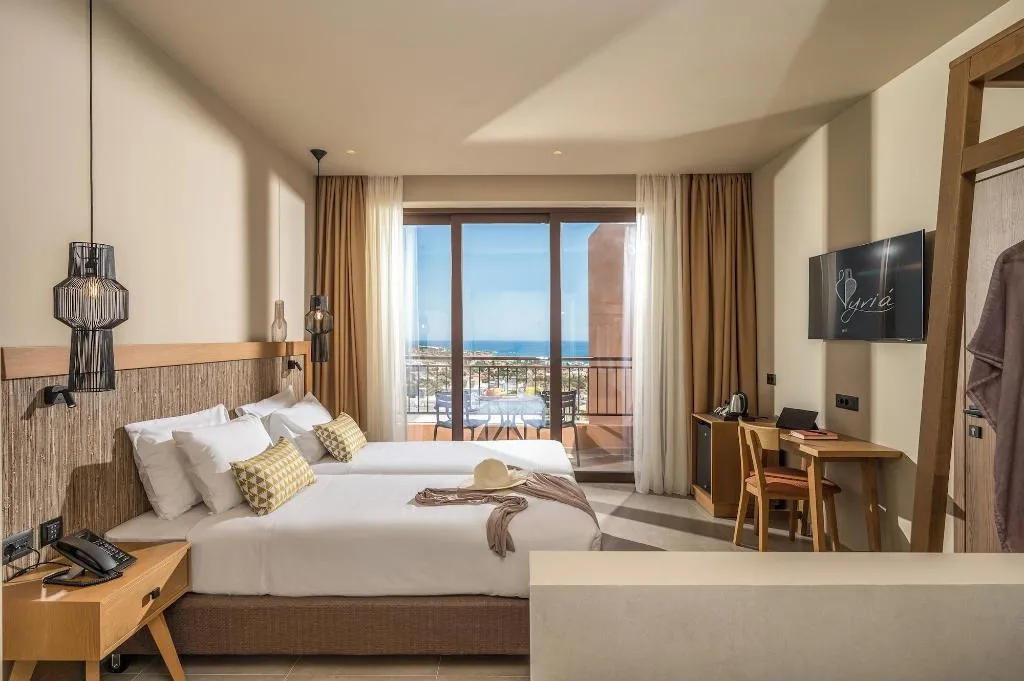 Room, Hotel Pyriã¡, Crete