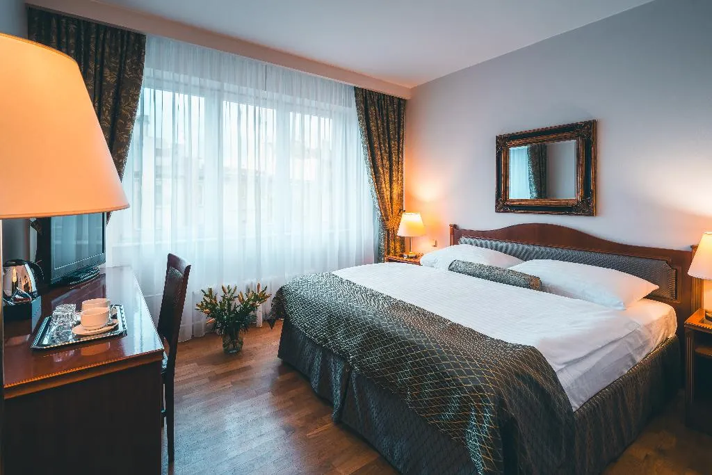 Double or Twin STANDARD Room, Belvedere Hotel Prague, Prague