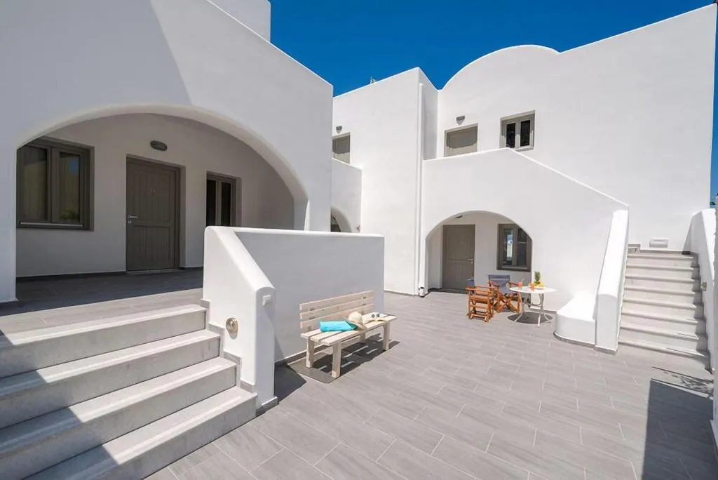 General view, Casa Iphigenia, Santorini