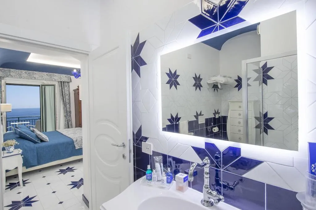 Room, Villa Maria Pia, Naples