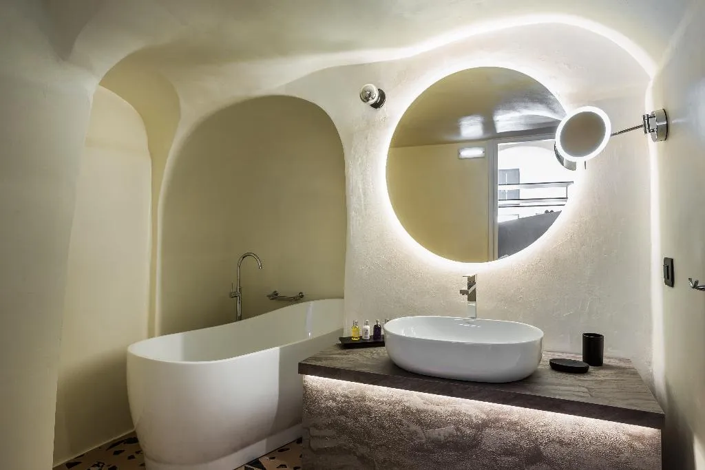 SUITE WITH PRIVATE POOL Room, Sun Rocks Boutique Hotel | Caldera View Suites, Santorini