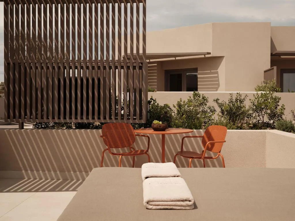 TRIPLE ONE BEDROOM Room, Enarma Suites & Spa Wellness Retreat, Santorini