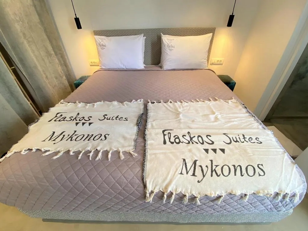 Room, Flaskos Suites, Mykonos