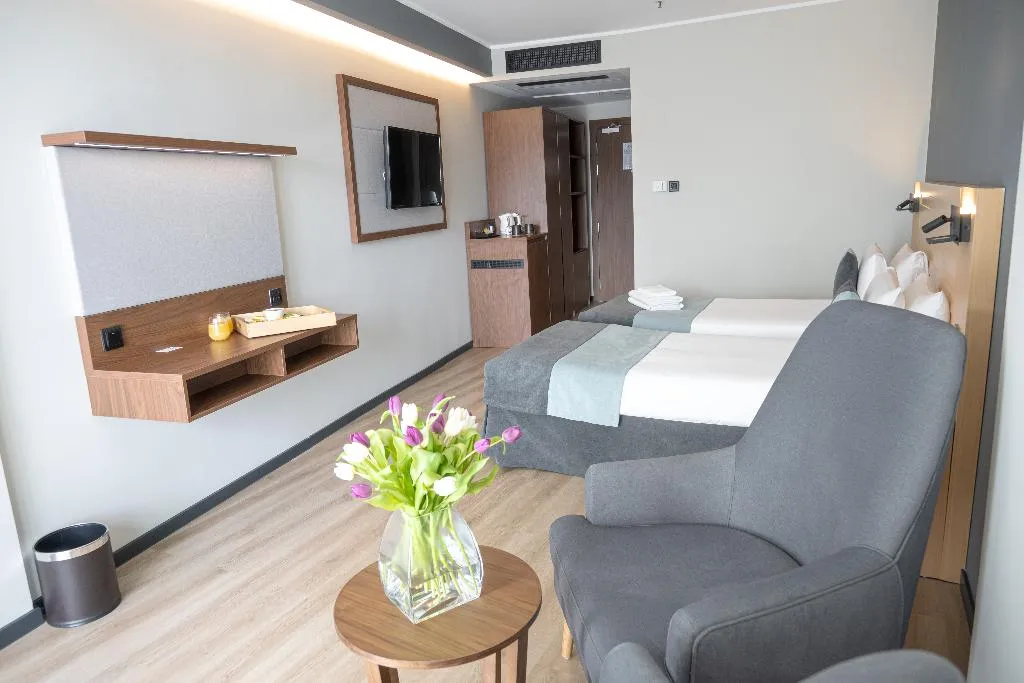 TRIPLE WITH BALCONY Room, The Preluna Hotel, Malta
