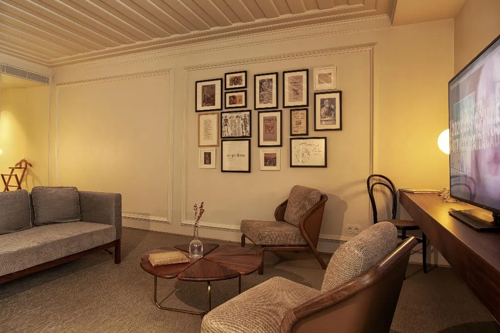 DOUBLE SUPERIOR Room, Lisboa Pessoa Hotel, Lisbon