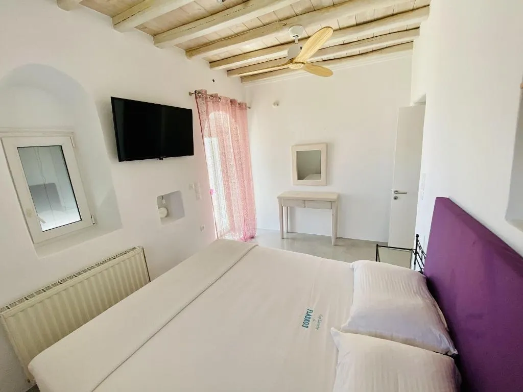 Room, Flaskos Suites, Mykonos