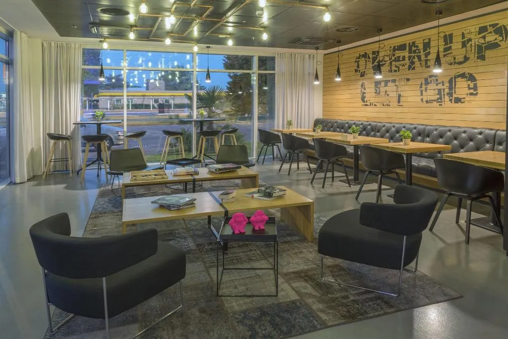 Lobby, Moxy Milan Airport, Milan