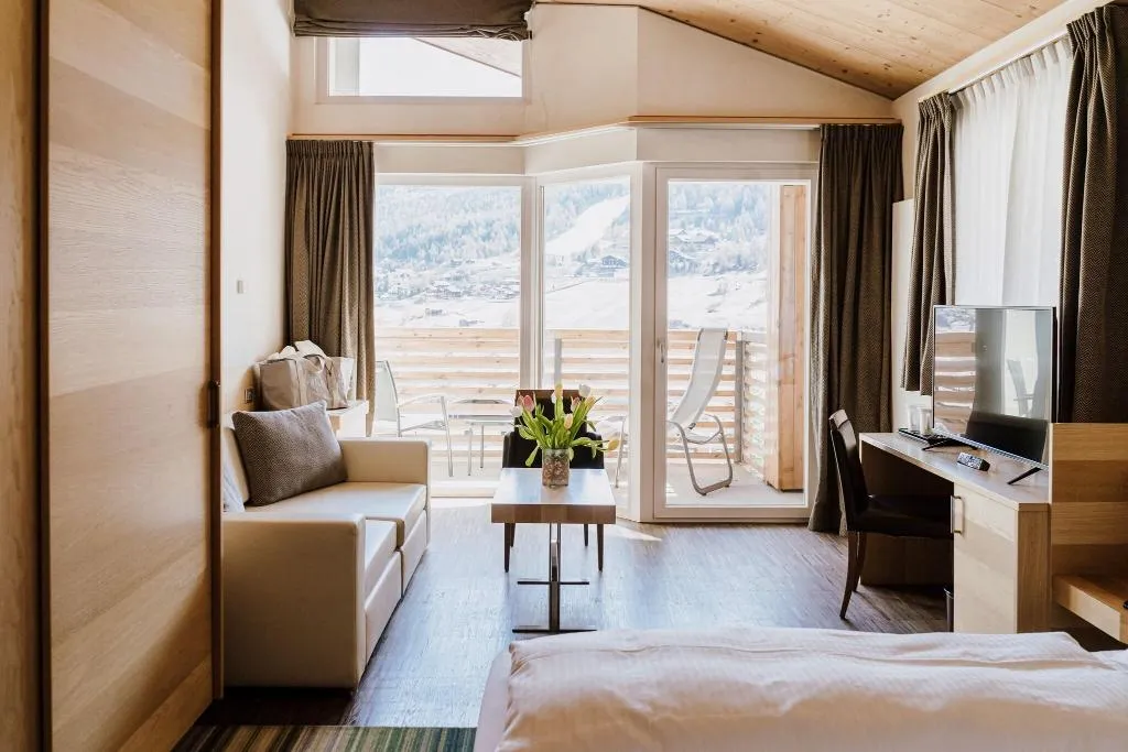 Room, Lac Salin Spa & Mountain Resort, Milan