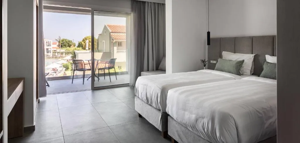DOUBLE SUPERIOR Room, Acharavi Beach Hotel, Corfu