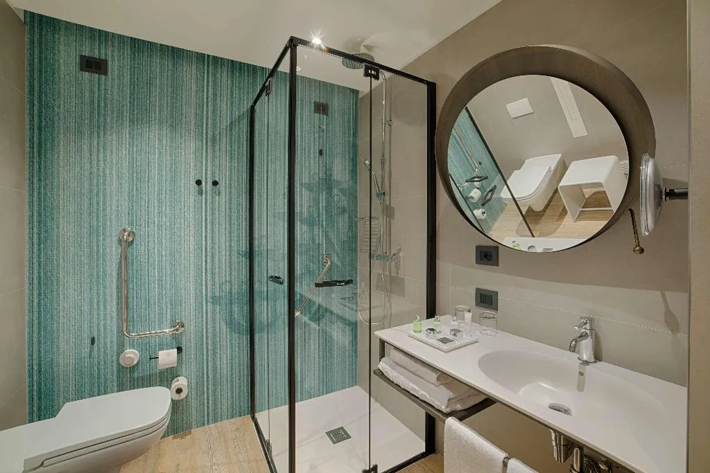 DOUBLE SUPERIOR WITH VIEWS Room, NH Collection Venezia Murano Villa, Venice