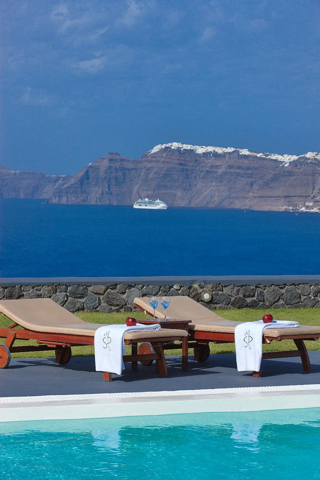 VILLA STANDARD Room, Santorini Princess Presidential Suites, Santorini