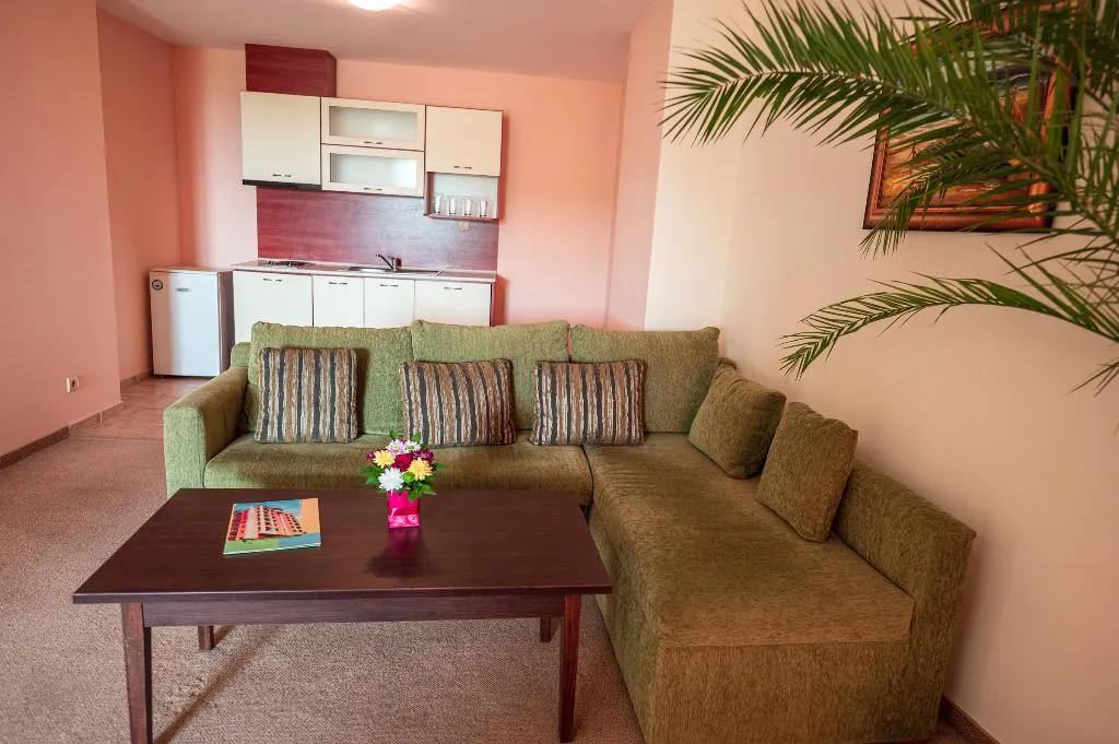 APARTMENT TWO BEDROOMS Room, Paradise Green Park, Varna