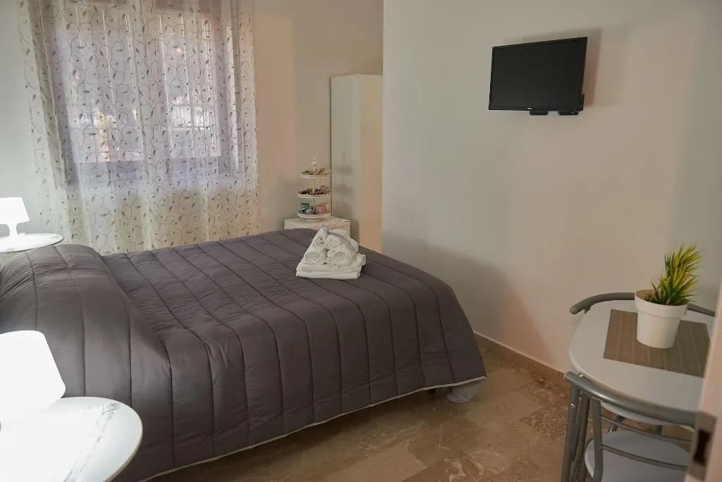Room, L Anfiteatro Di Pompei B B, Naples