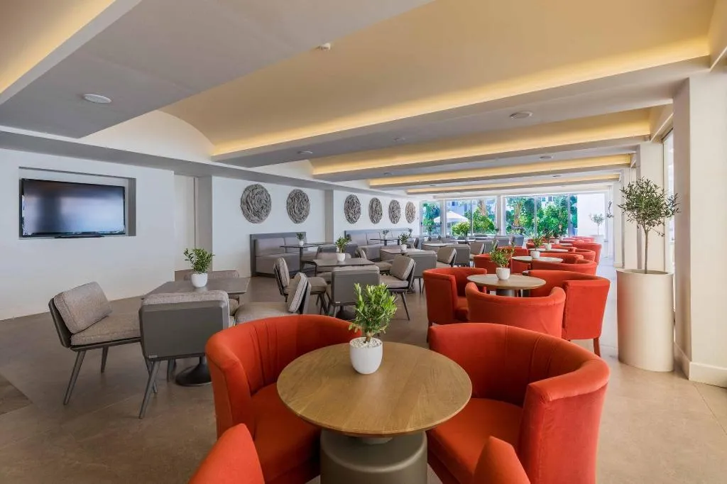 Bar, Tasia Maris Beach Hotel and Spa - Adults Only, Cyprus