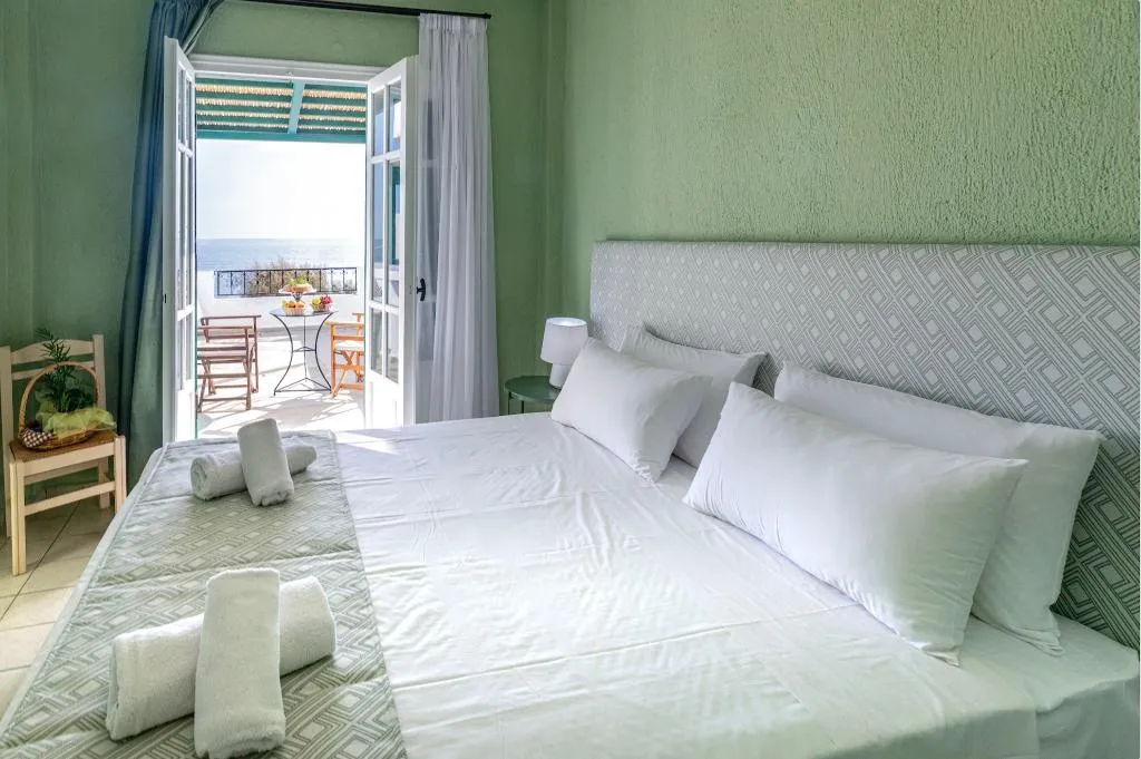 SUITE SEA VIEW CAPACITY 3 Room, Triton Authentic Cretan Hotel, Crete
