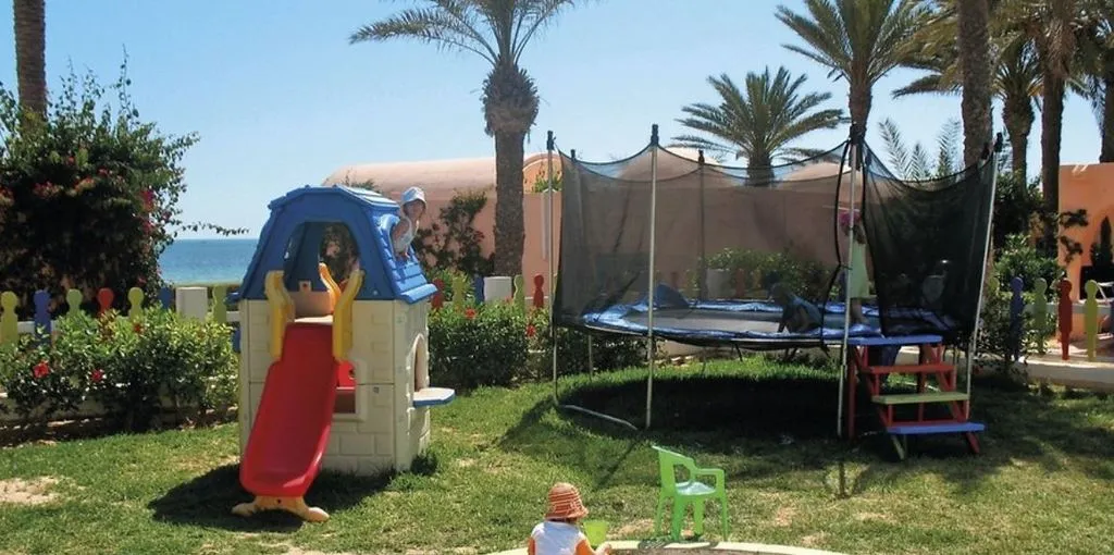 Sports and Entertainment, Oasis Marine, Tunisia