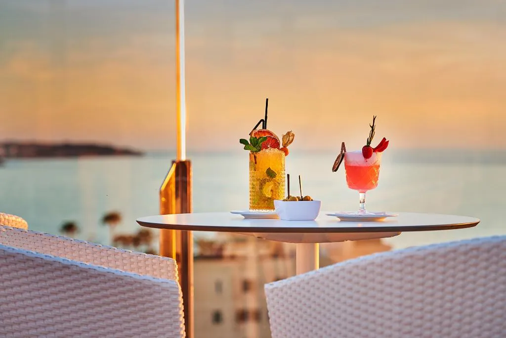 Bar, Hipotels Playa de Palma Palace, Majorca